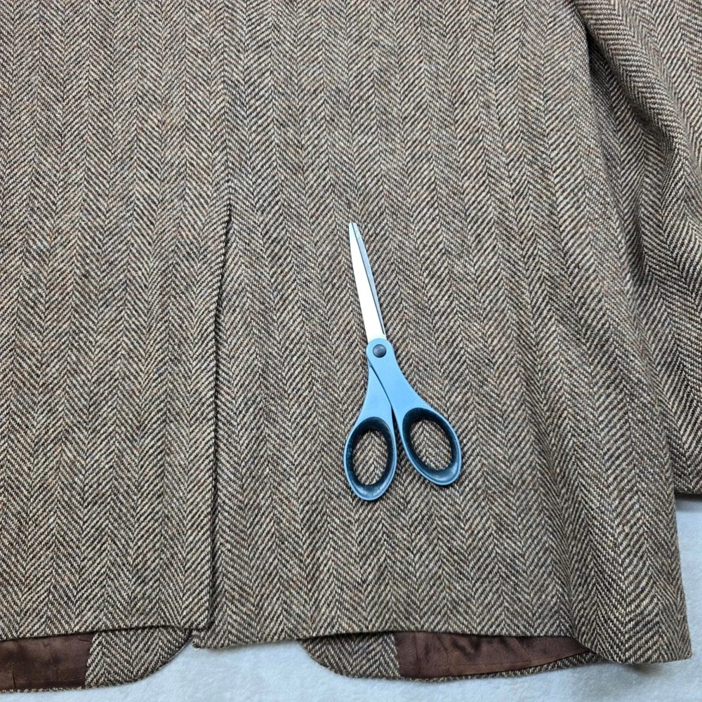 Stafford classic herringbone